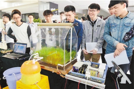 zjrb2016061700014v01b005.jpg zjrb2016061700014v01b005.jpg