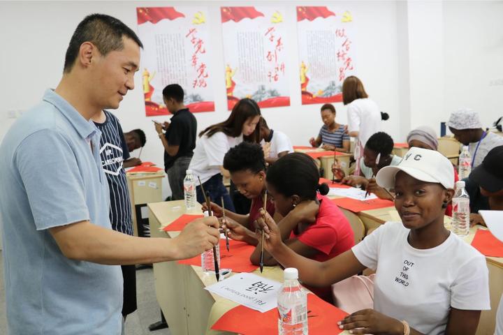 微信图片_20190404101228.jpg 微信图片_20190404101228.jpg