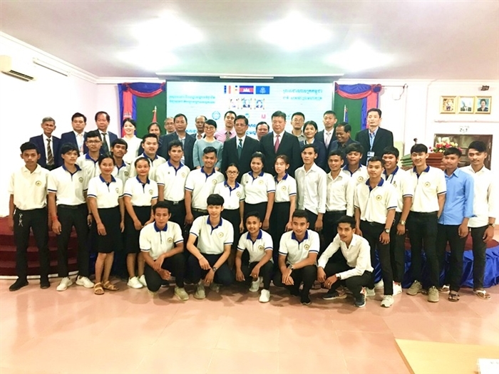 6370882600605336812374556sl.jpg 6370882600605336812374556sl.jpg