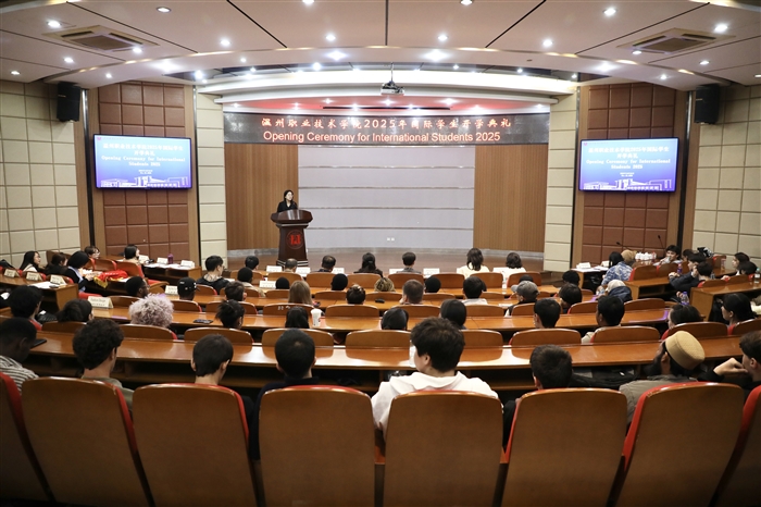 开场.jpg 开场.jpg