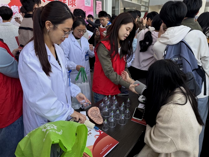 图片2.png 图片2.png