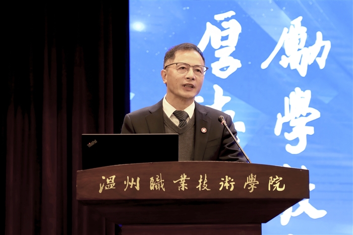 方益权.jpg 方益权.jpg